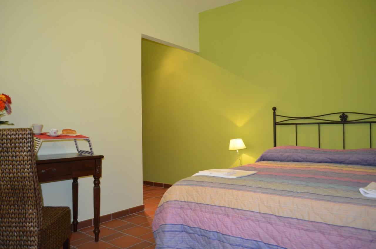 B&B La Casa Di Giulietta Castelmezzano Buitenkant foto