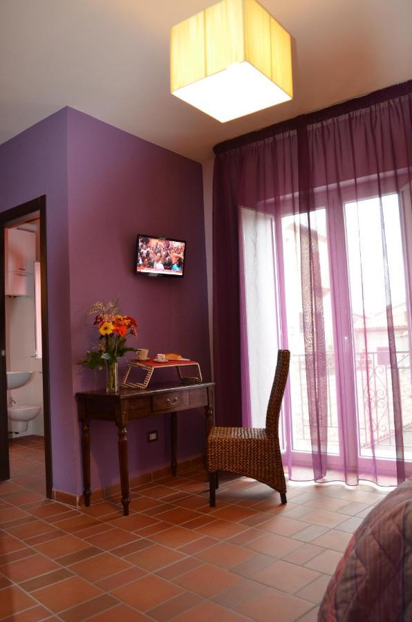 B&B La Casa Di Giulietta Castelmezzano Buitenkant foto