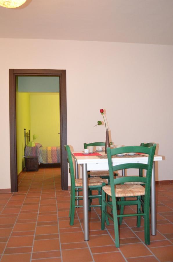 B&B La Casa Di Giulietta Castelmezzano Buitenkant foto