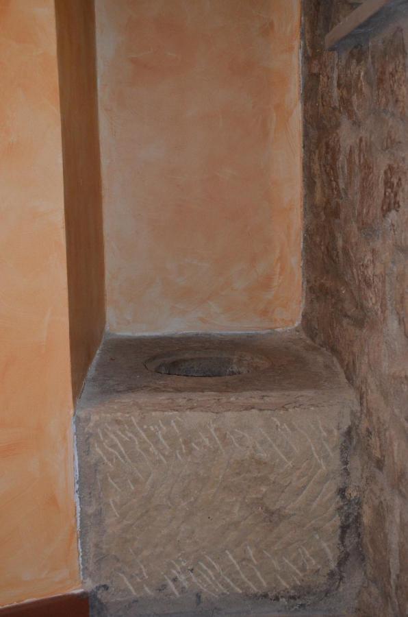 B&B La Casa Di Giulietta Castelmezzano Buitenkant foto