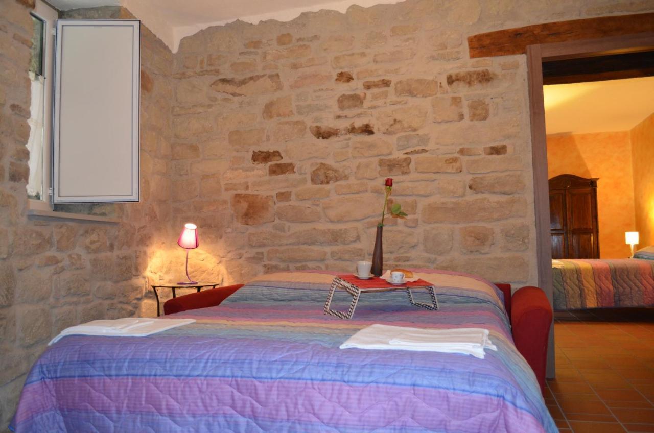 B&B La Casa Di Giulietta Castelmezzano Buitenkant foto