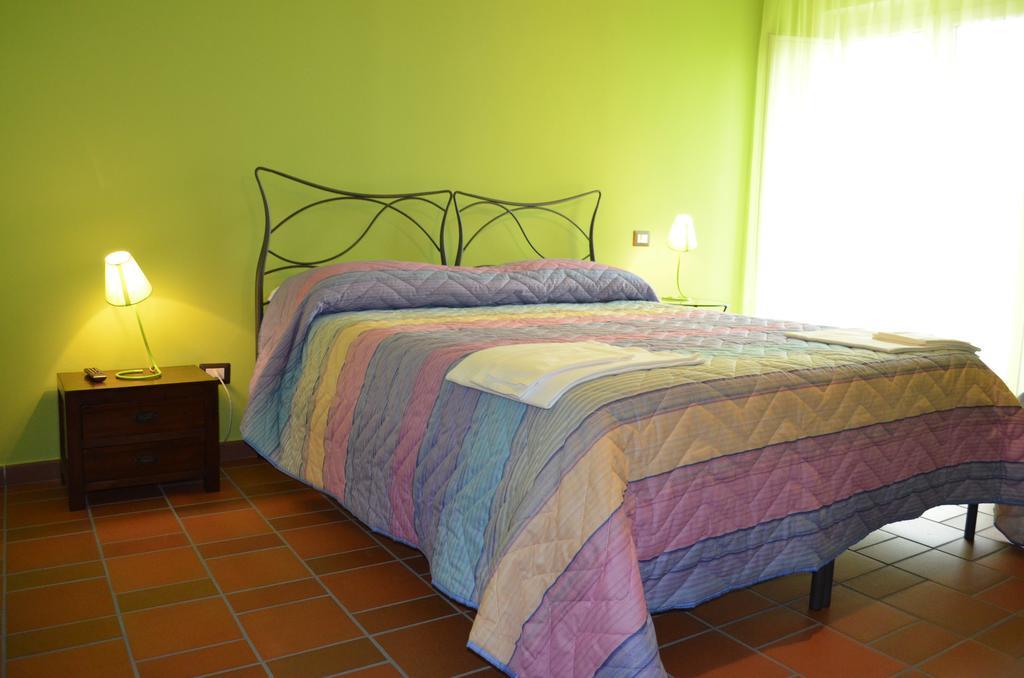 B&B La Casa Di Giulietta Castelmezzano Kamer foto
